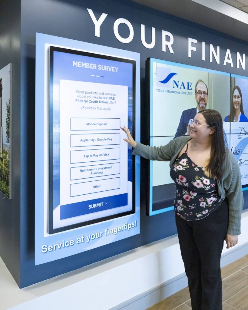credit-union-touchscreen