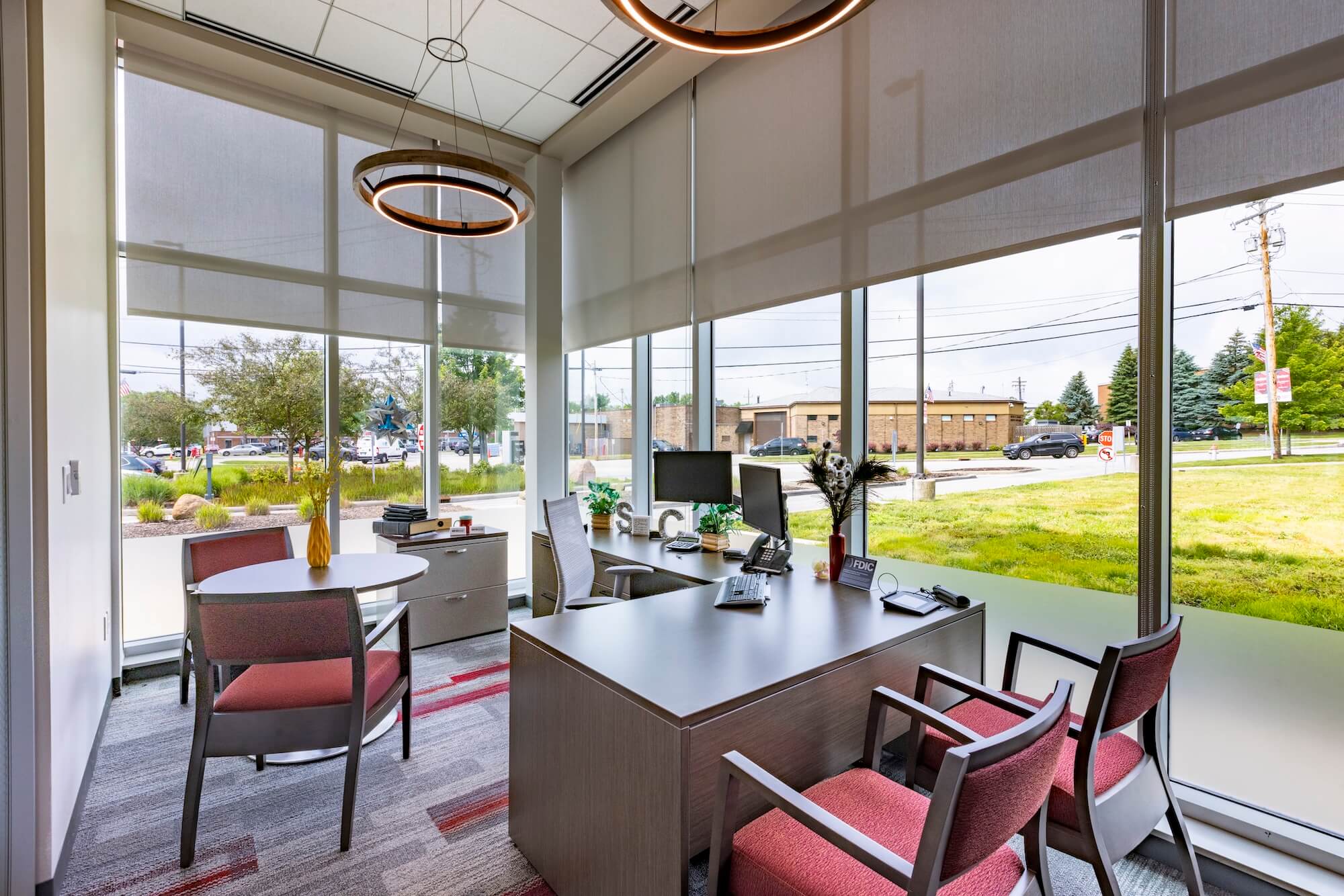 ERIEBANK Woodmere - bank private office
