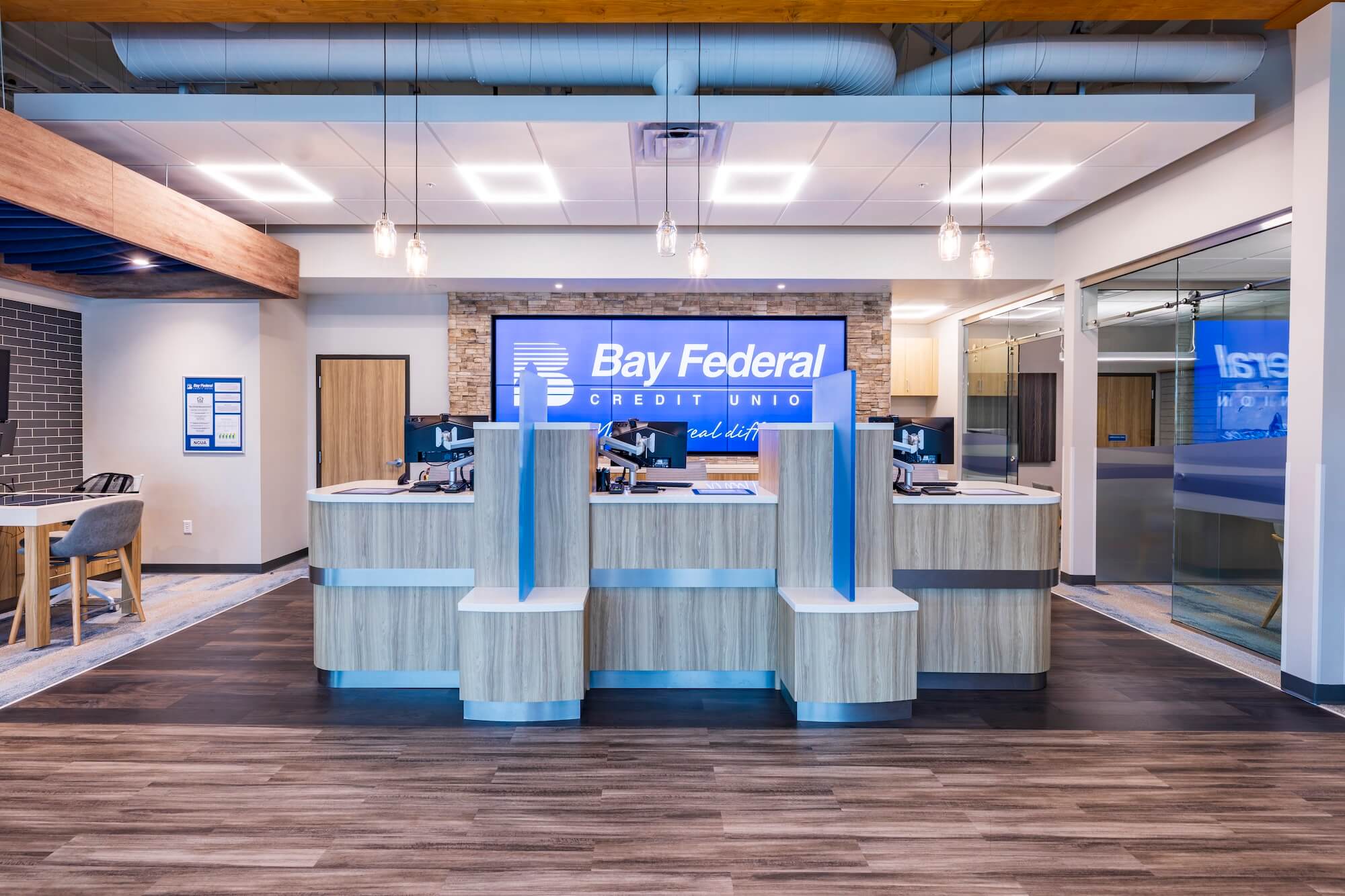 teller line with digital signage