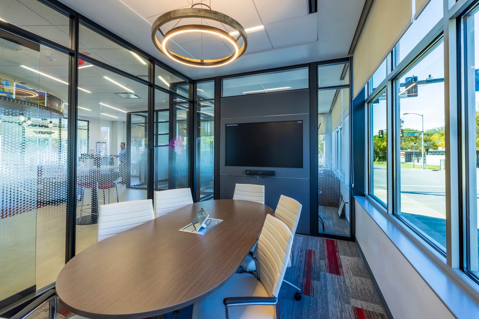 RidgeView Salem-5-interior-conference-room- DIRTT-wall