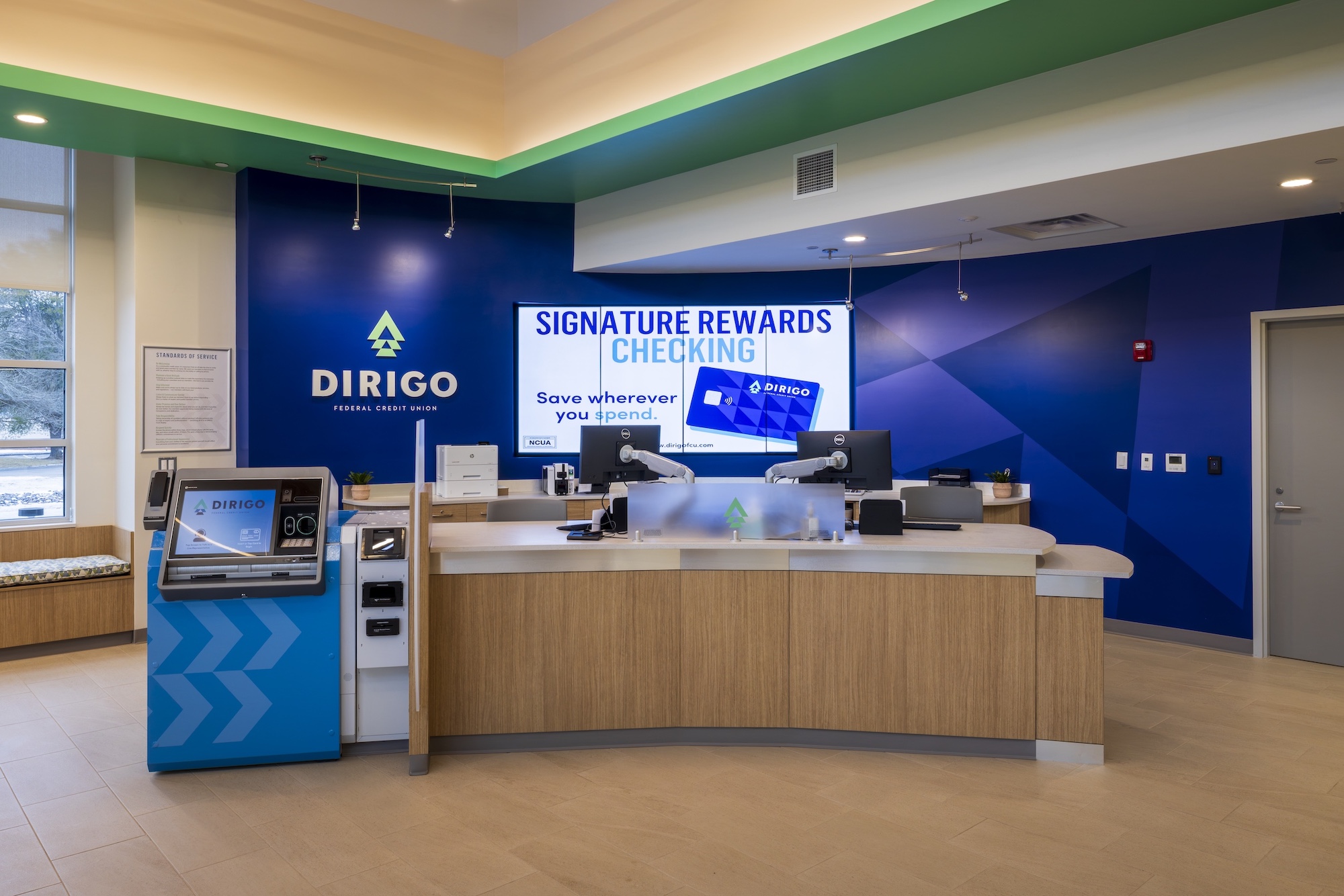 teller video display